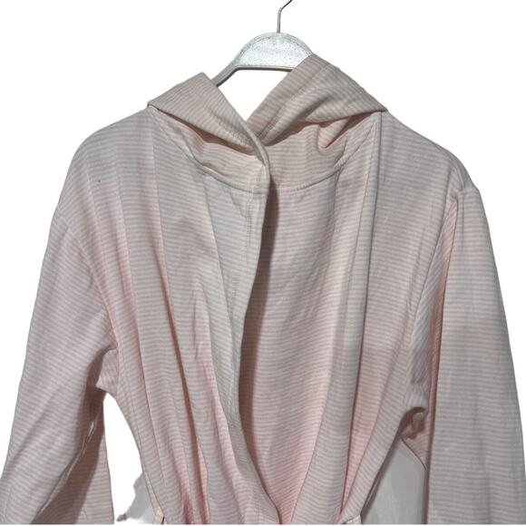 ROUDELAIN WOMENS MEDIUM COZY ROBE DOLMAN-SLEEVE HOODED SHORT PINK WHITE STRIPE - Picture 8 of 14